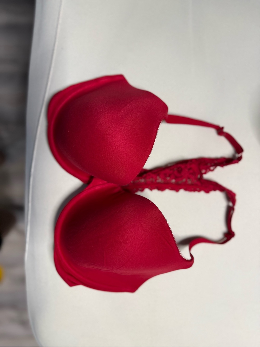 Victoria's Secret Red Lace-Back T-Shirt Bra